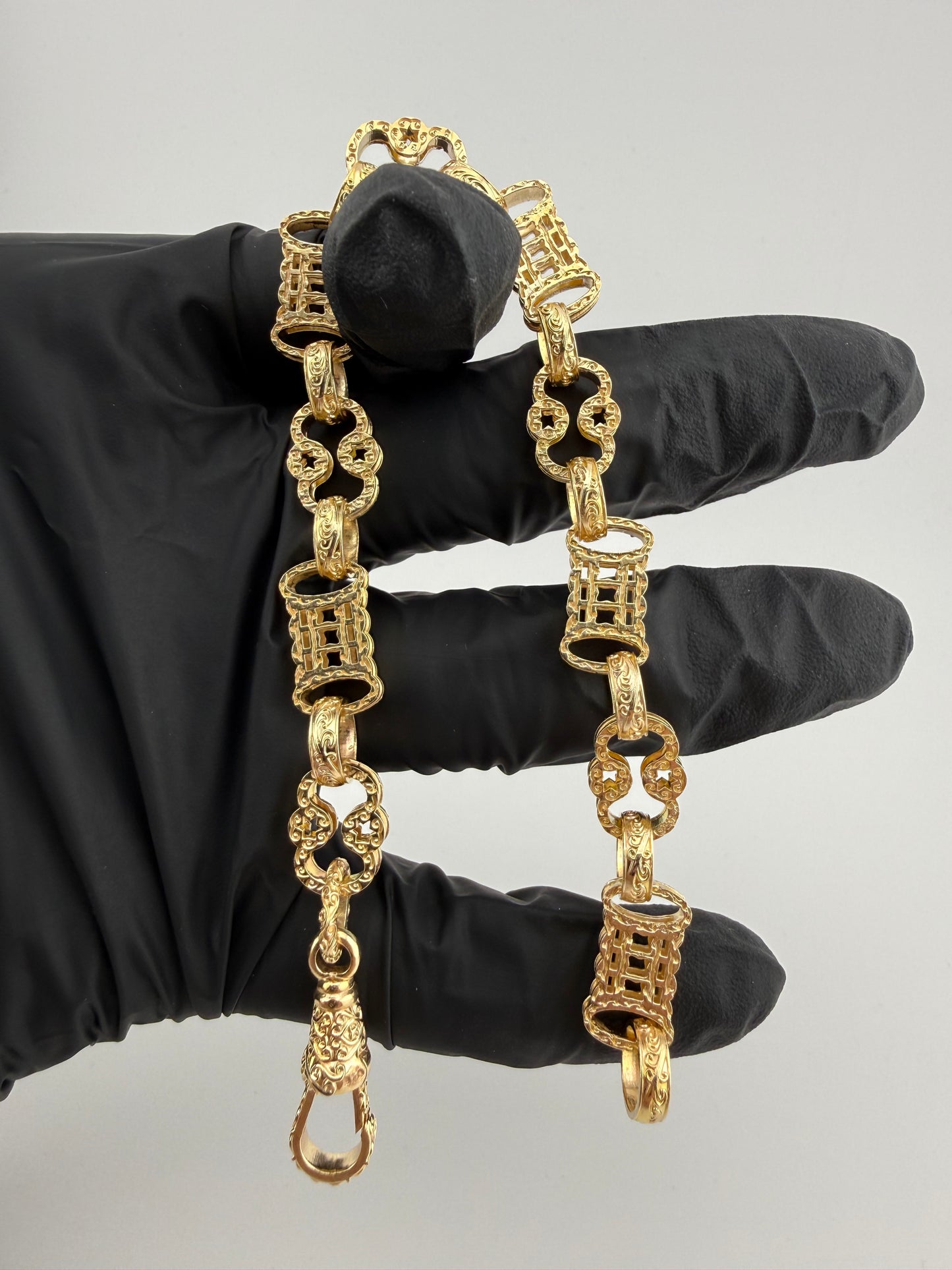 9ct Gold Stars & Bars Bracelet 8.75" 10mm 23.68g