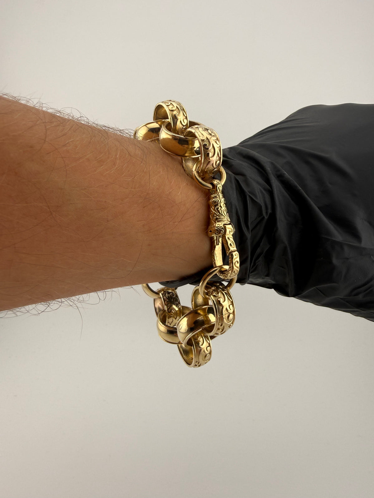 9ct Gold Belcher Bracelet 10.25" 19mm 69.8g
