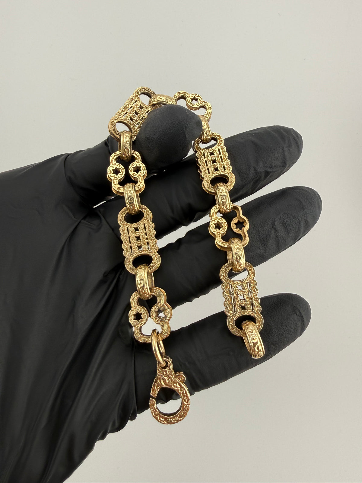 9ct Gold Stars Bars Bracelet 8" 13mm 25.7g